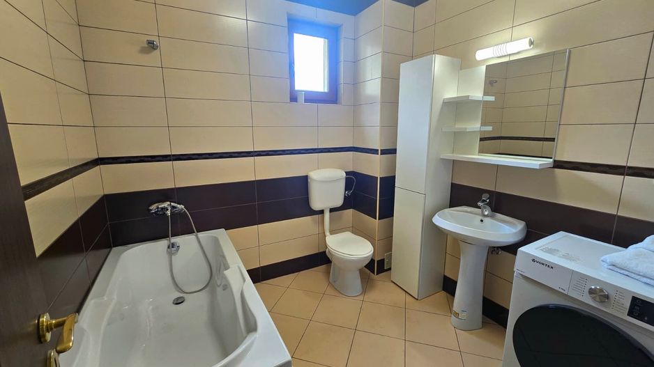 Prima închiriere! Apartament modern  str. Odobescu, Satu Mare - Poză 8