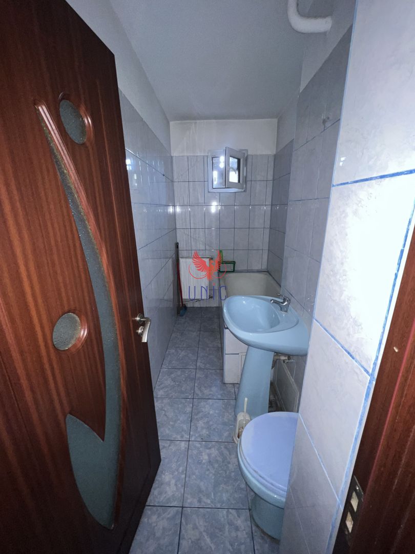 Apartament 2 camere Craiovita Noua zona Blvd. Tineretului Et 3/4 - Poză 6