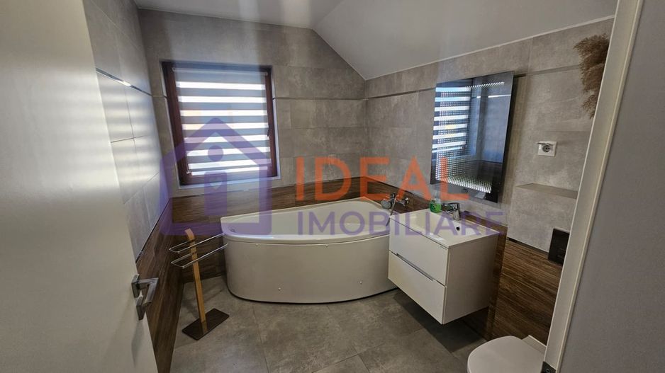 Duplex modern în Șelimbăr -350 mp curte, complet amenajat - Poză 27