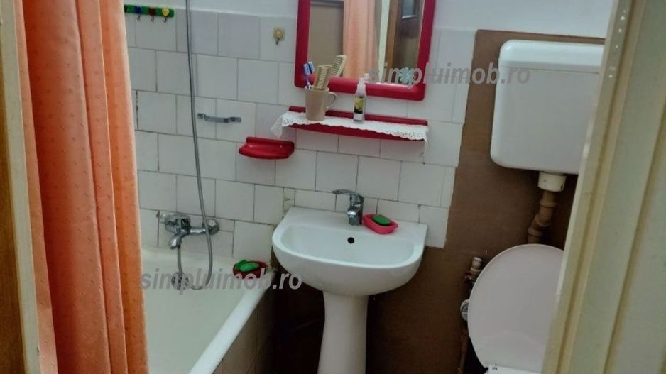 Metrou 1 Decembrie Apartament 2 Camere Decomandat Etaj 1/4 - Poză 6