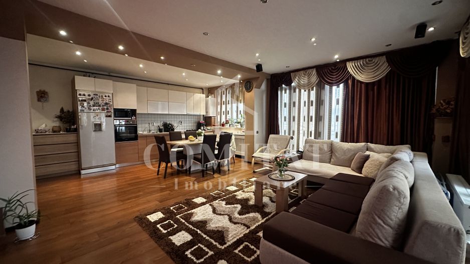 Apartament 3 camere | Scara interioară | Zona Str Porii - Poză 5