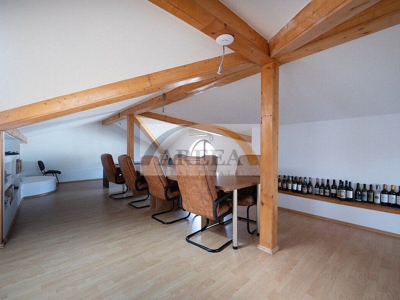 Vila cu 750 mp utili si teren de 1.480 mp in Erou Iancu Nicolae - Poză 29