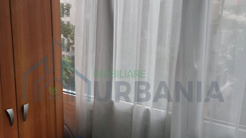Garsonieră de închiriat în Podu Roș, Bulevardul Țuțora nr. 9, etaj 2 - Poză 2