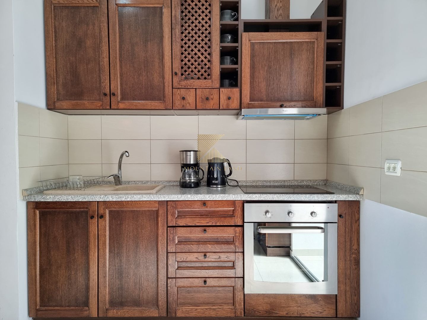 Apartament 3 camere – mobilat complet, vedere superbă,  Centrul Istori - Poză 11