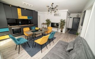 Vând apartament 3 camere - Poză 1