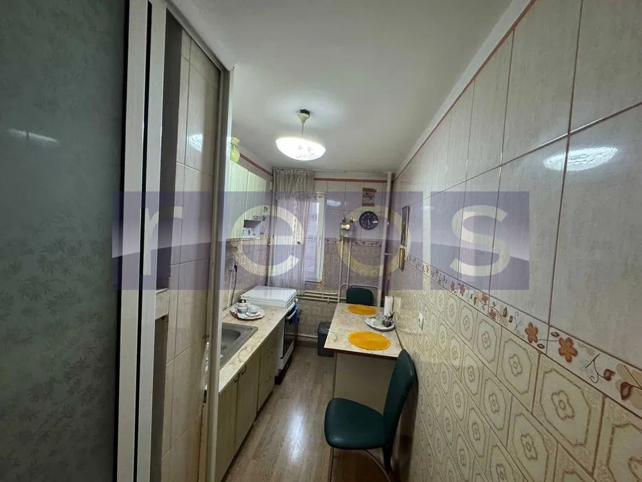 DE VANZARE 3 CAMERE  - 5 MINUTE METROU DRUMUL TABEREI - Poză 4