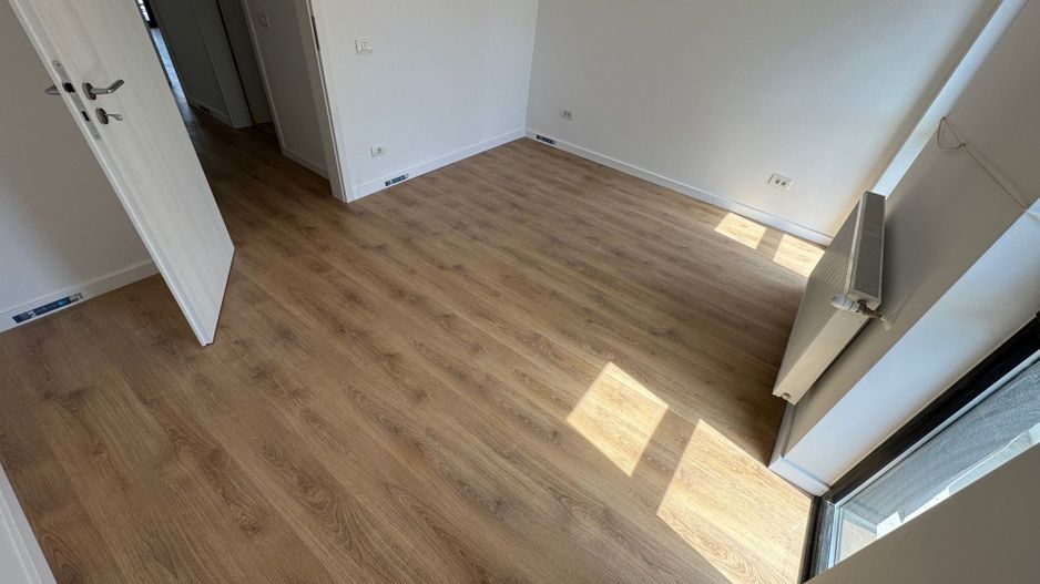 Vile 4 camere Tunari, Zona f buna, asfalt - Poză 11