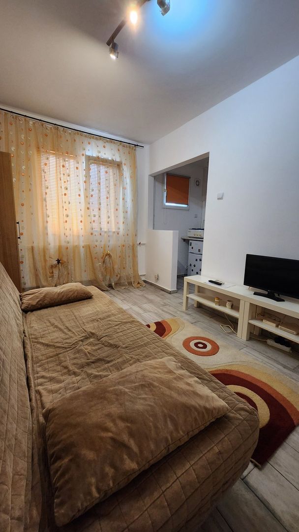 Alba Iulia, Unirii, Decebal - Poză 3