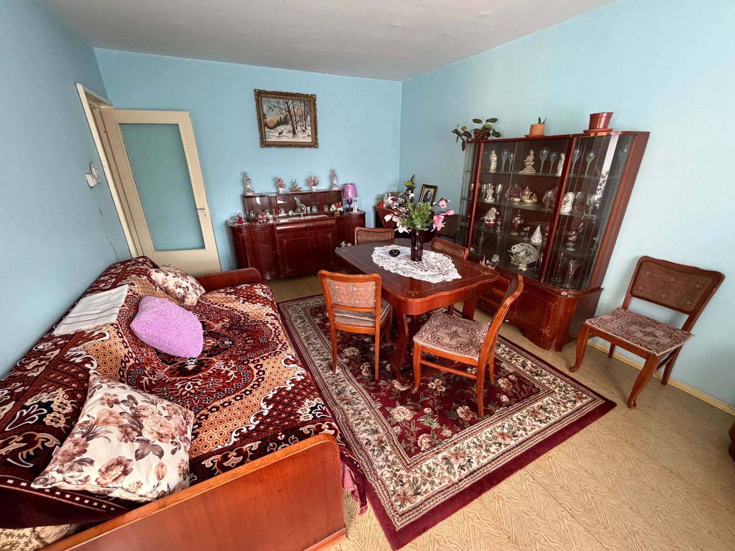 Apartament 2 camere, etaj 1 - zona Cetate - Poză 1