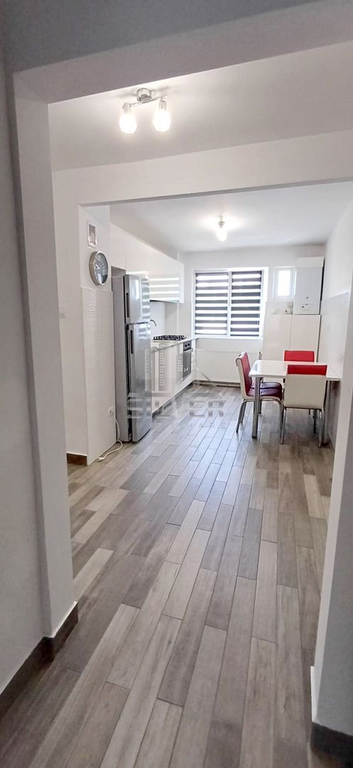 Apartament cu 3 camere dec/65 mp/Parcare/zona Strazii Padin. - Poză 7