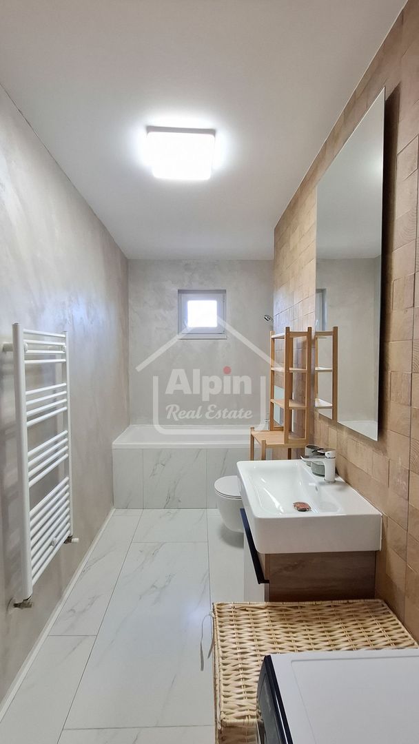 Suprafata Generoasa I Alphaville Arena - Poză 26