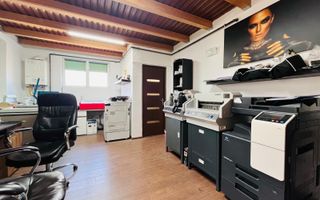 Aparament cu 3 camere, Centru, Bloc Nou - Poză 4