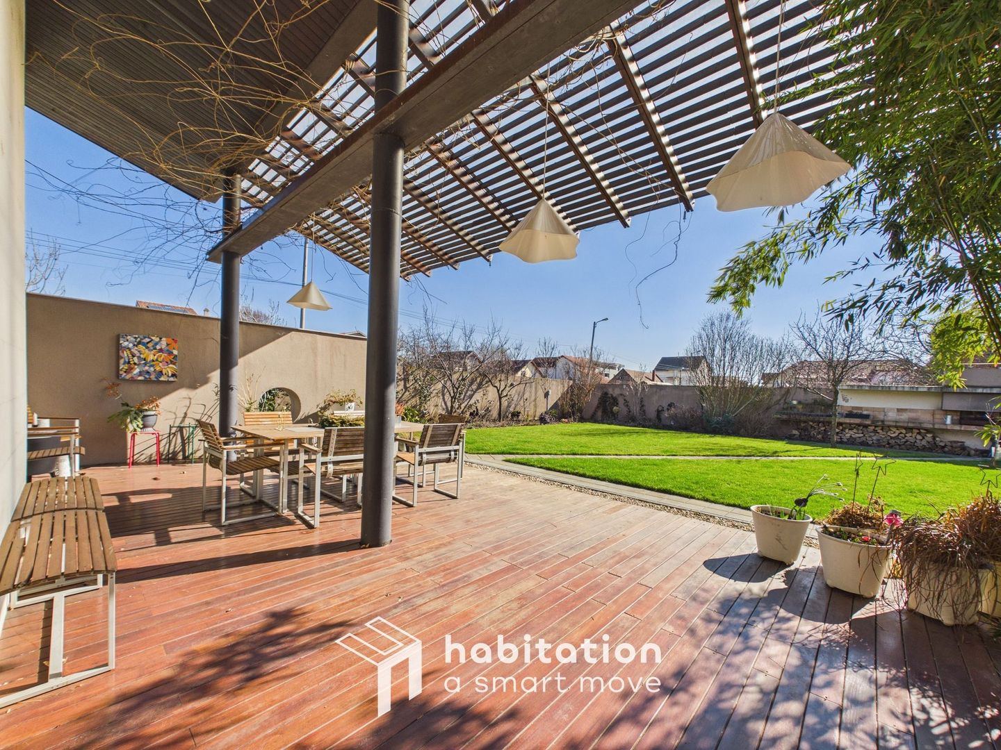 Vilă exclusivistă | 275 mp utili | Teren 700 mp | Garaj & Terasă - Poză 1