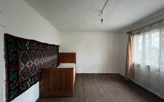 De vanzare casa, atelier fierarie, 4 anexe - 2507 mp in Manastirea Humorului - Poză 1