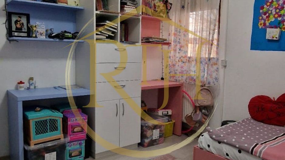 Oferim spre vânzare un apartament cu 3 camere în Giroc! - Poză 14