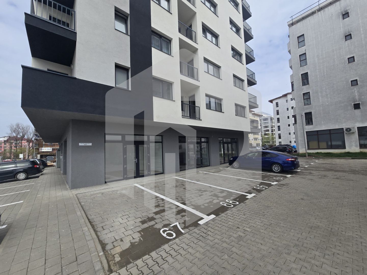 Spatiu comercial 125 mp 6 locuri parcare Doamna Stanca - Poză 7