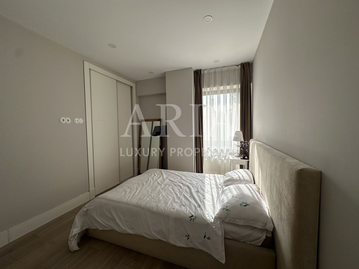 TRIANA 3 CAMERE | CURTE | PISCINA | GYM - Poză 11