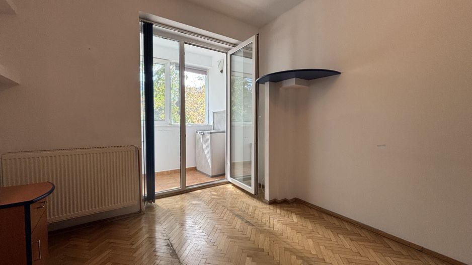 Apartament 3 camere | Etaj 1 | Centrală proprie | Instalații - Poză 17
