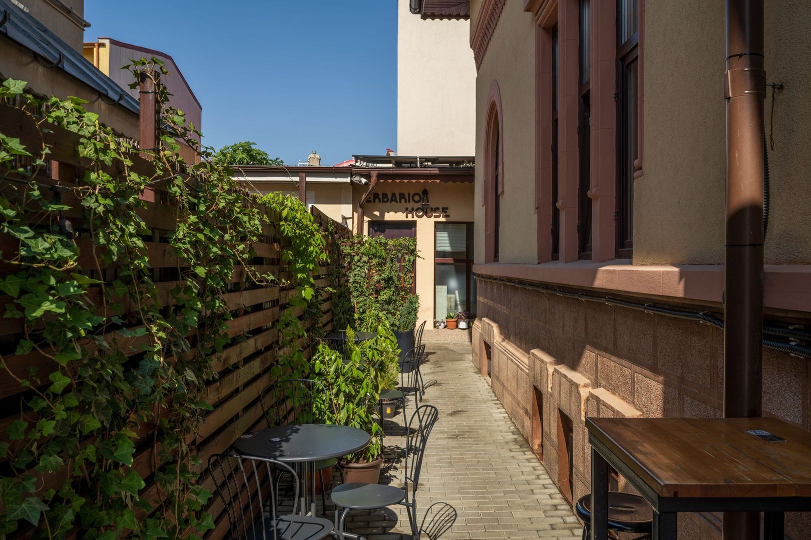 Vindem Afacerea ! Mini Hotel + Cafenea/ Restaurant ! Parcul Carol ! - Poză 14