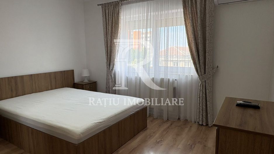 Garsoniera de inchiriat | Etaj 5 | Zona Decebal | Oradea - Poză 1