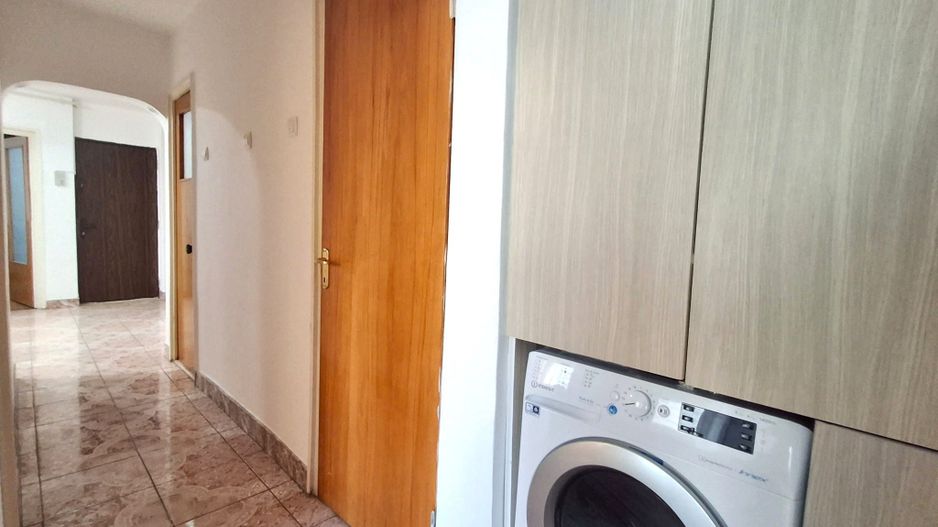 Apartament 3 Camere zona Piata Munci - Poză 9