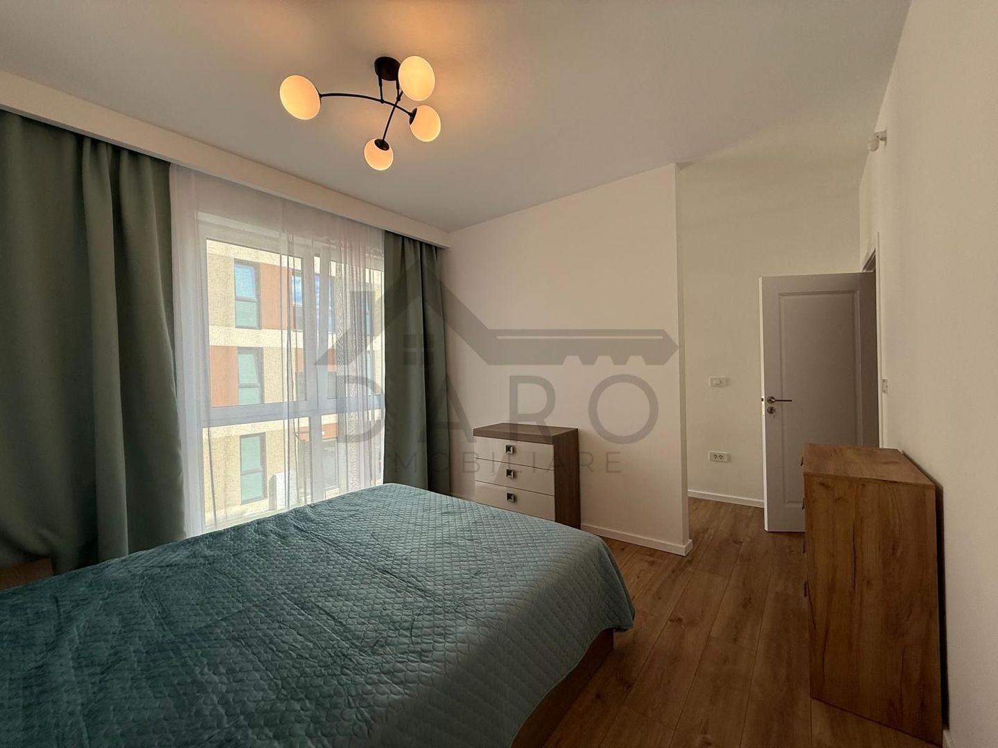 Inchiriez apartament cu 2 camere , bloc nou - Poză 9