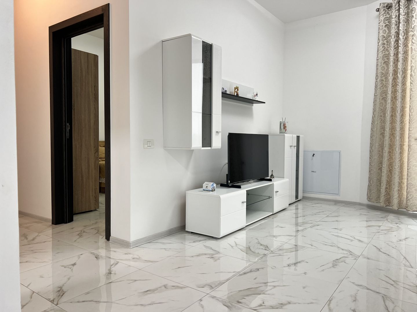 Apartament. 2 camere de inchiriat zona Campus - Aviatorii III - Poză 4