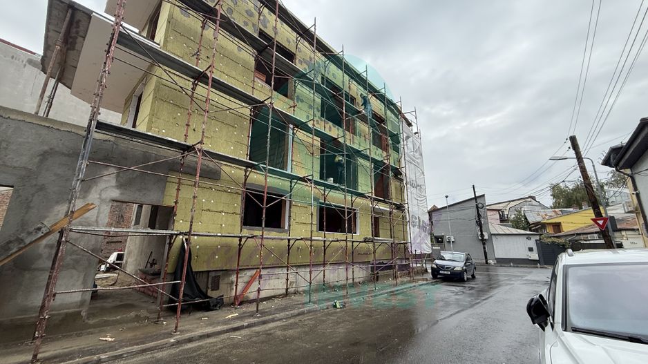 Bloc NOU langa parc si metrou cu loc de parcare si boxa - Poză 16