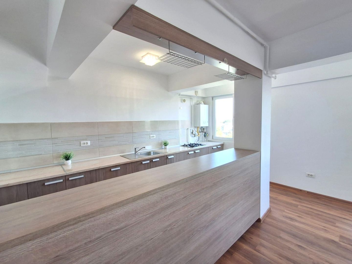 De Vanzare Apartament 4 camere  Militari  Residence - Poză 5