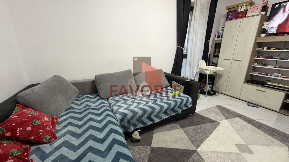 3 camere | Etaj 1 | Decomandat | Mobilat | in spate la Lidl | Asfalt | - Poză 1