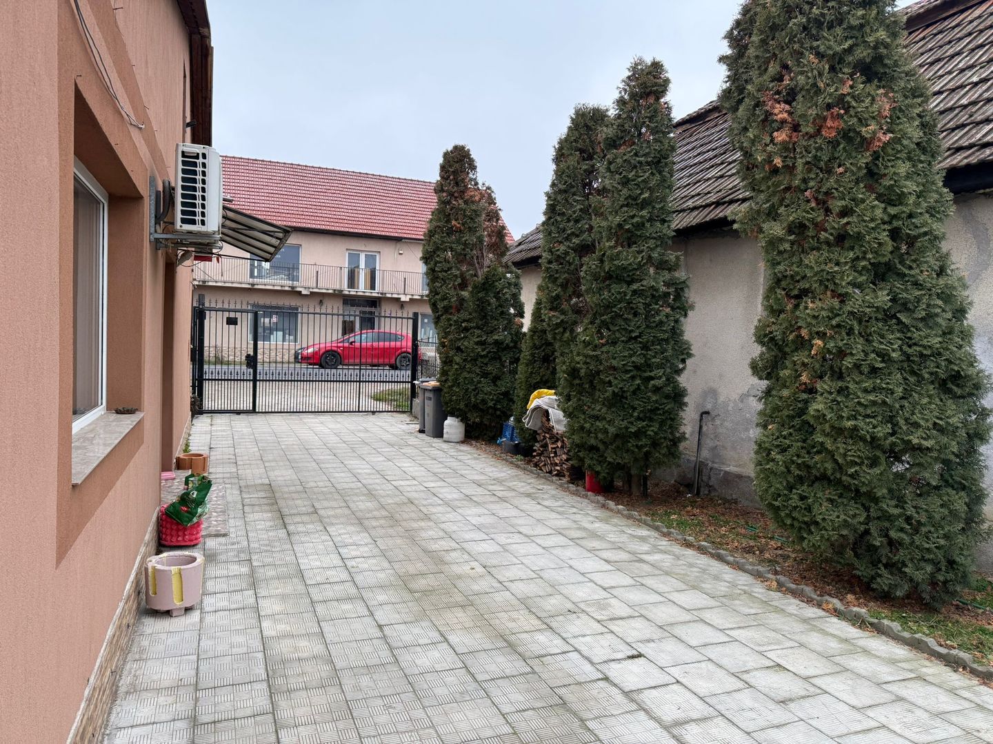 Casa spatioasa de vanzare plan parter in Osorhei - Poză 17