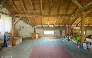 Lunei - Ion Neculce, 2 Apartamente. Mansarda 157 mp. Anexe, Lot 475 mp - Poză 35