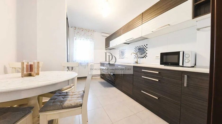 Inchiriere 4 camere | 2 bai | Parcare | Gheorgheni-zona Piata Cipariu - Poză 1