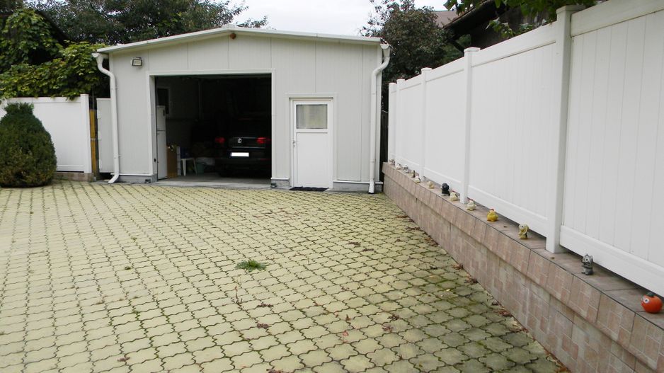 Vila cu suprafata de 360mp si teren 700mp-Racadau - Poză 11