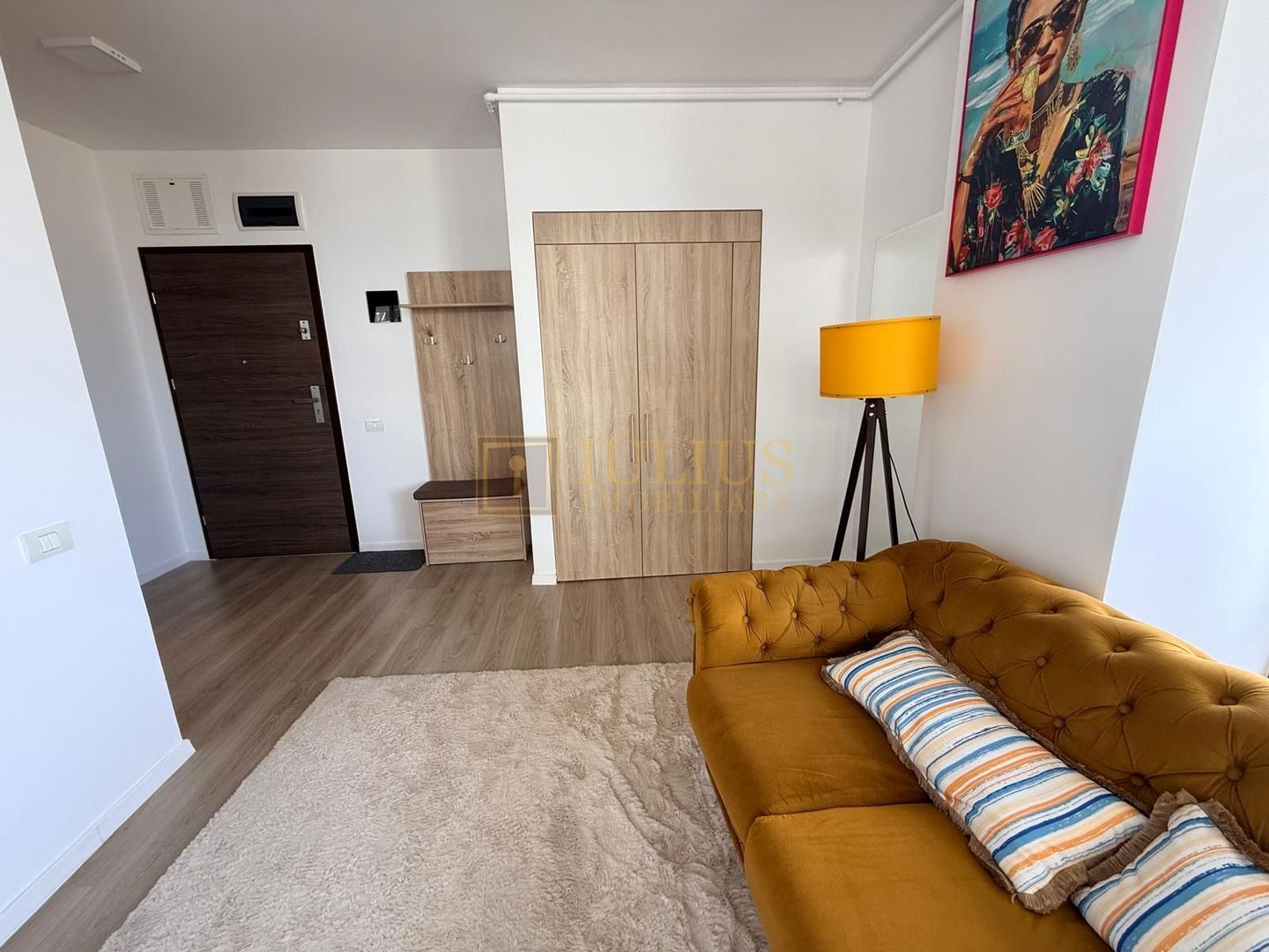 2 camere| XCity Tower| in spate la VOX| apartament frumos- zona superba| - Poză 9