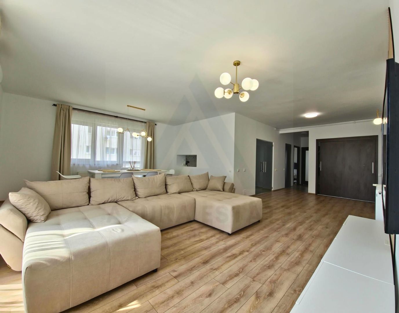 Apartament premium 3 camere 93 mp utili 3 terase etaj 2 zona Hipodrom - Poză 4