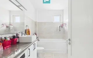 Apartament spațios tip penthouse - Poză 17