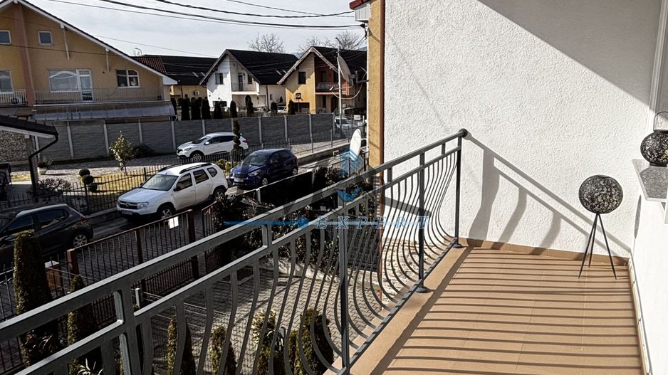 Casa înșiruită de vânzare in Alba Iulia - Poză 9