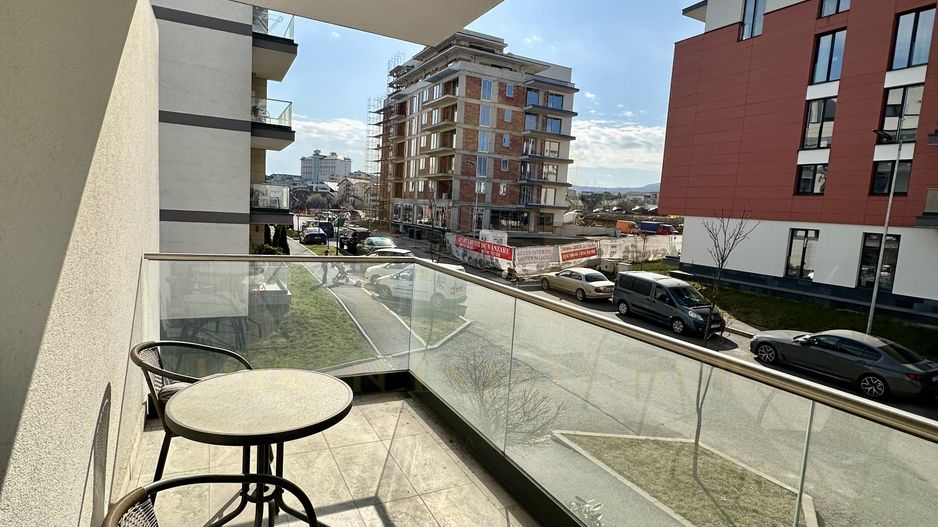 Vanzare apartament 2 camere, decomandat, garaj, Andrei Muresanu - Poză 2