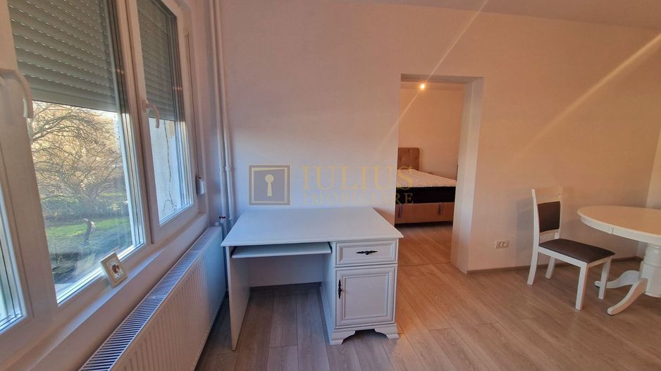 Str. Sorin Titel; semidecomandat în zona centrală; ideal investitie/inchiriere. - Poză 9