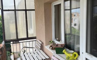 De vanzare apartament cu 3 camere - Poză 6