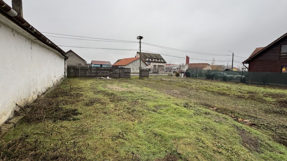 Teren Intravilan Becicherecu Mic 750mp,Utilitatile In Fata Parcelei,Asflat - Poză 5