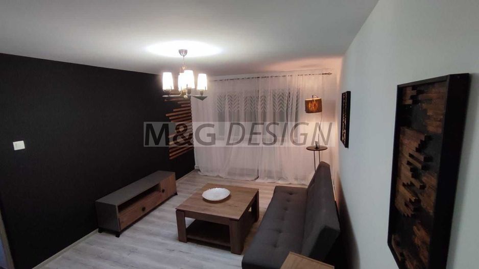 Ap 3 cam, zona Lunei, centrala, - Poză 1