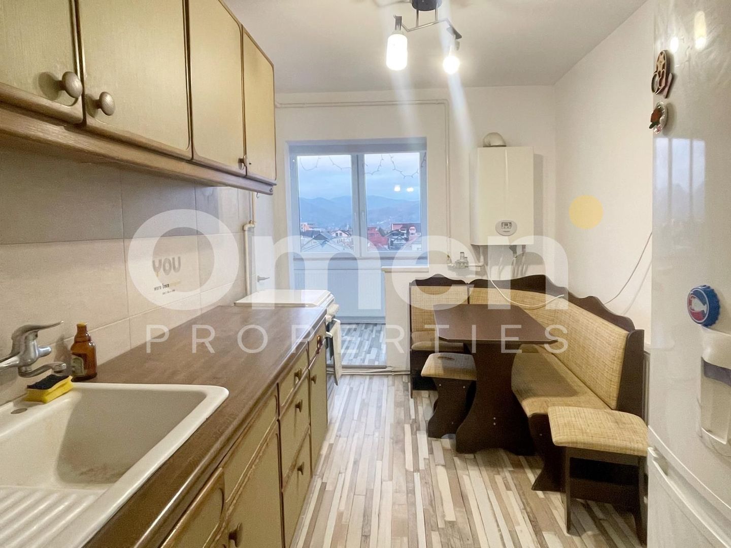 Apartament cu 2 camere de vanzare - Zona Hotel Europa - Poză 5