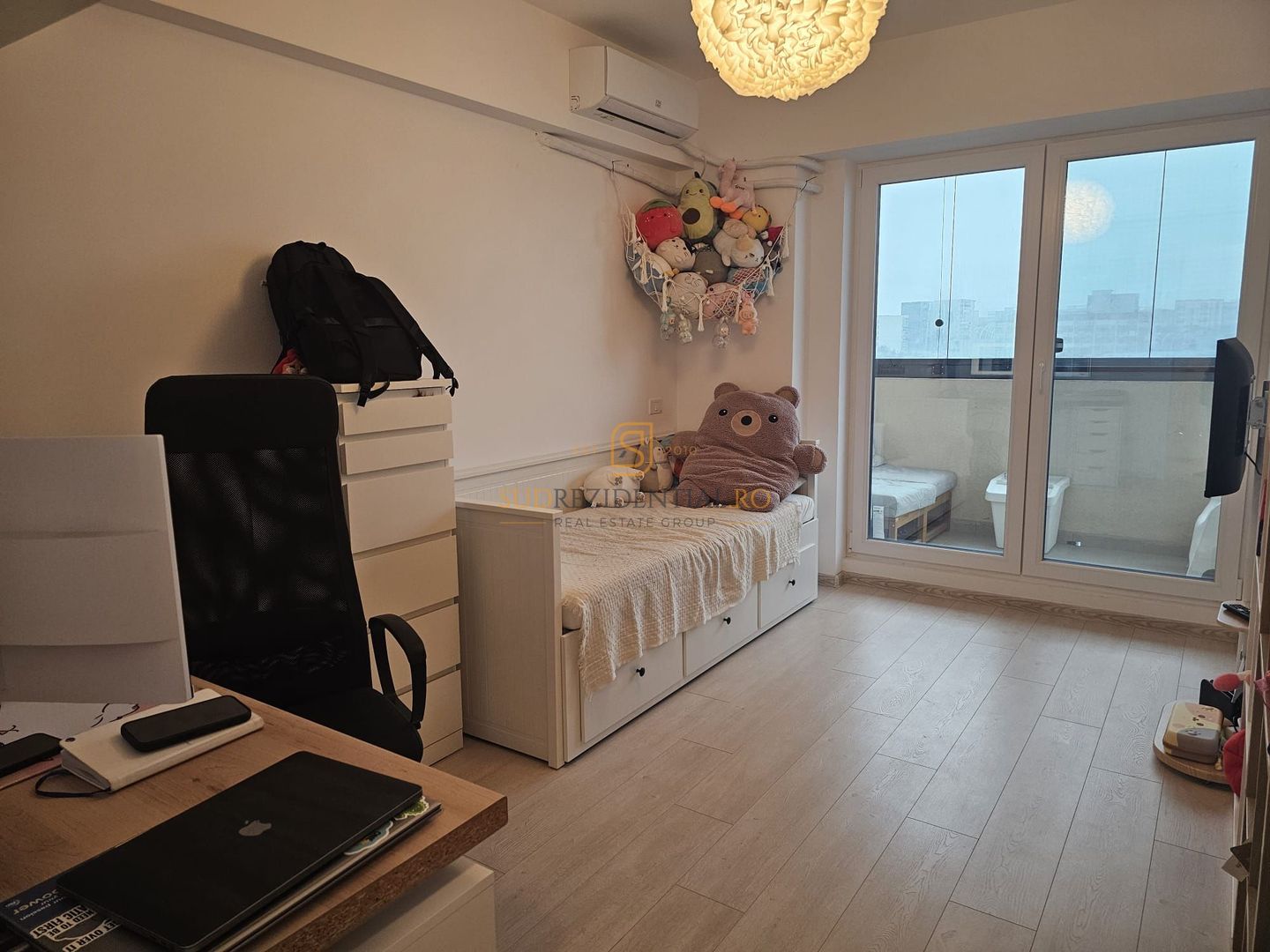 Apartament cu 3 camere, complet mobilat si utilat, acces rapid metrou - Poză 16