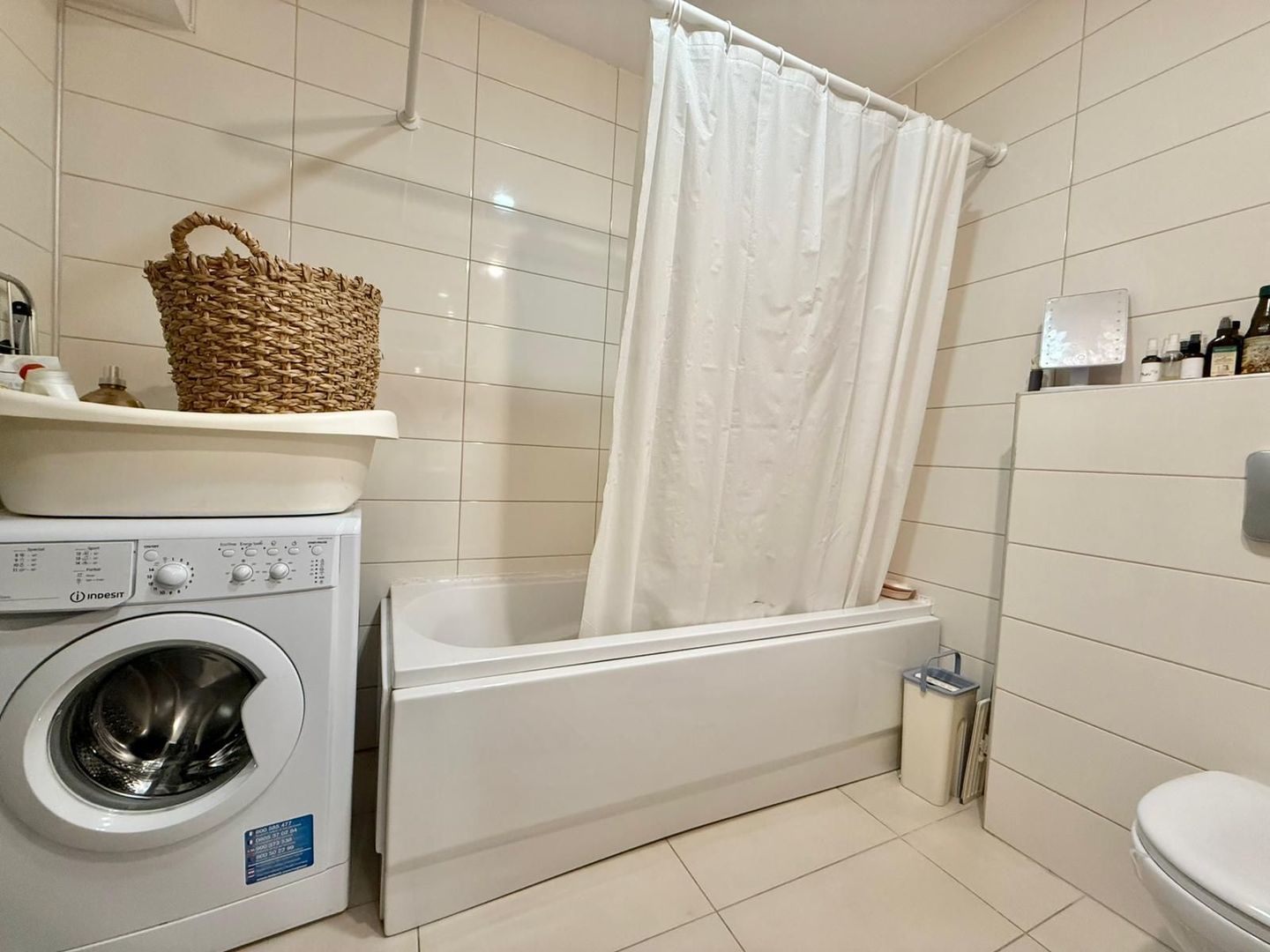 COSMOPOLIS - Apartament cu 2 camere tip studio, mobilat si utilat. - Poză 13
