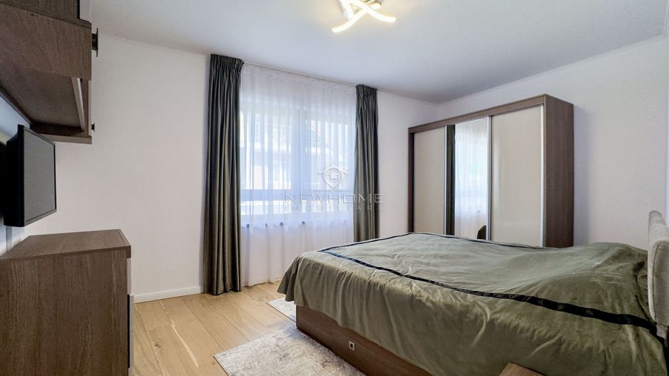 Apartament cu 3 camere de vânzare, zona Bulgaria - Poză 13