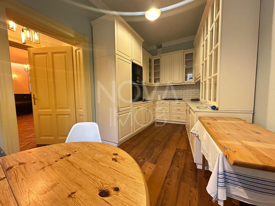 Apartament 4 camere ultracentral pentru inchiriat - Poză 13