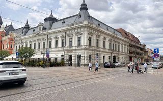 Spatiu pentru birouri ultracentral de inchiriat in Oradea - Poză 1