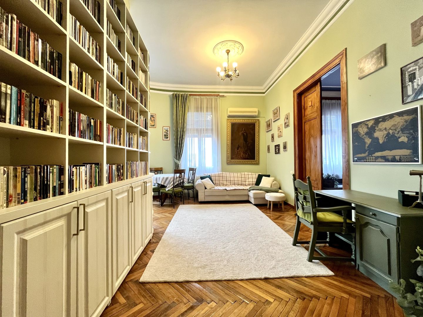 Apartament grandios cu vedere spectaculoasă spre Piața Libertății - Poză 13